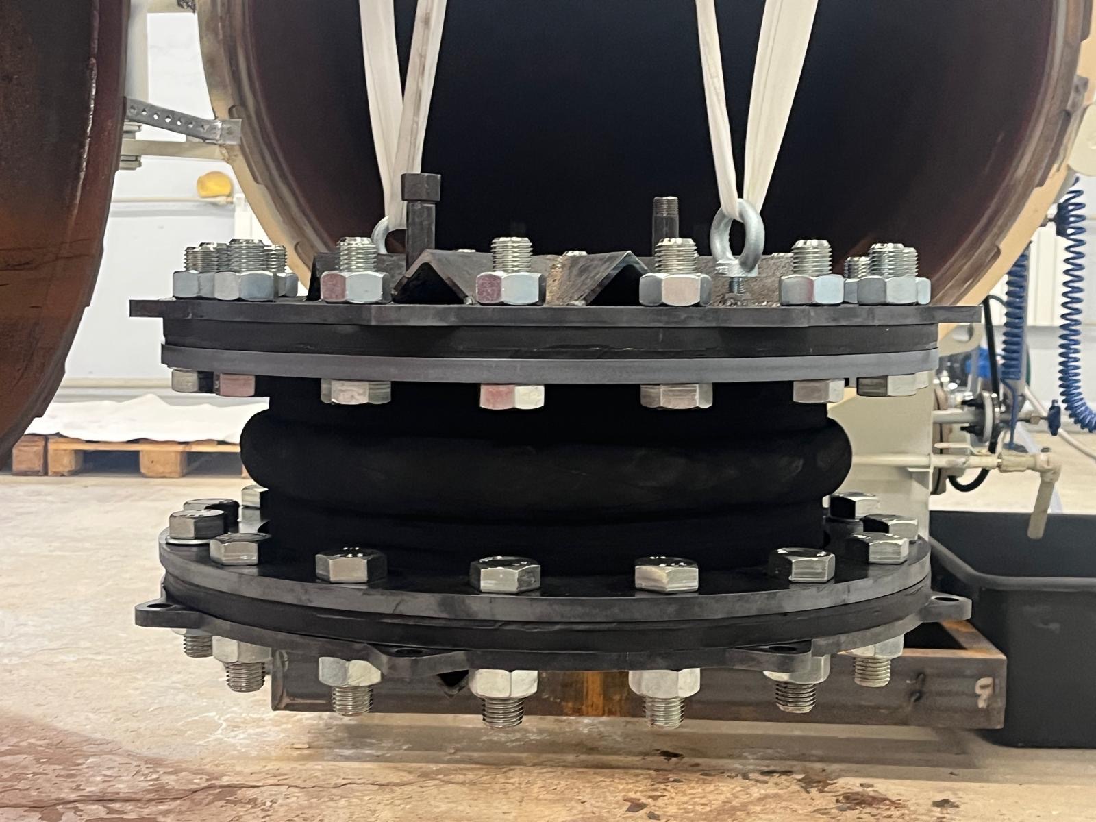 image of an expansion joint being quality tested
